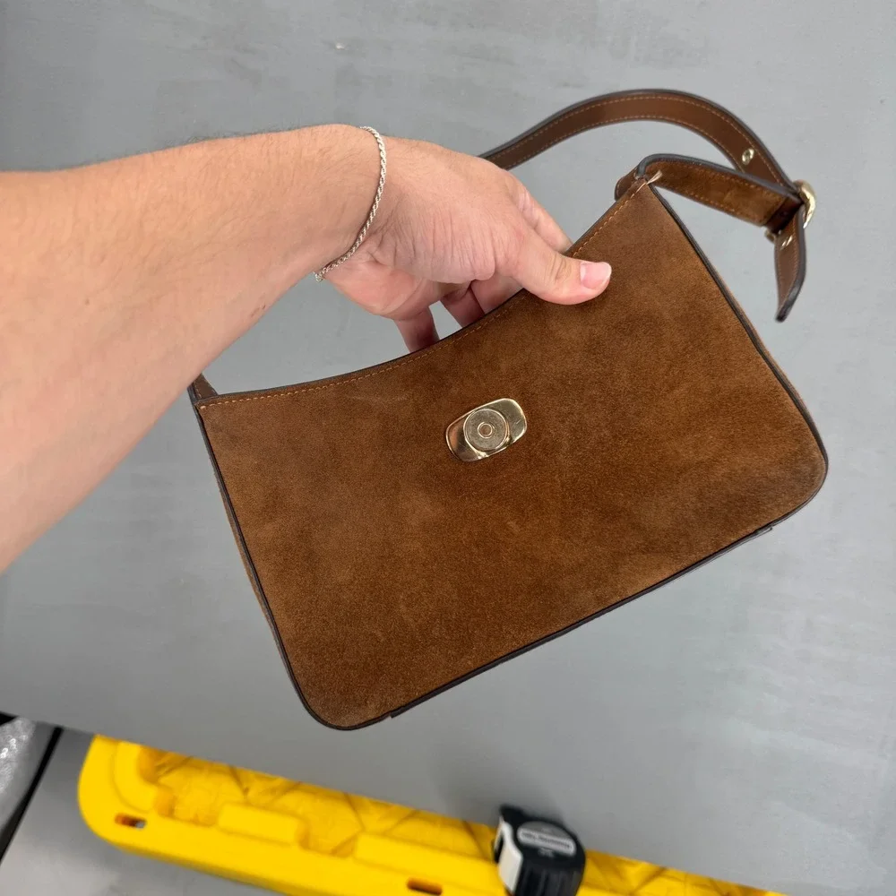 Coach Soho Shoulder Bag Brown Suede Leather Buckle Small Bag Y2K Boho Cute - Picture 2 of 7